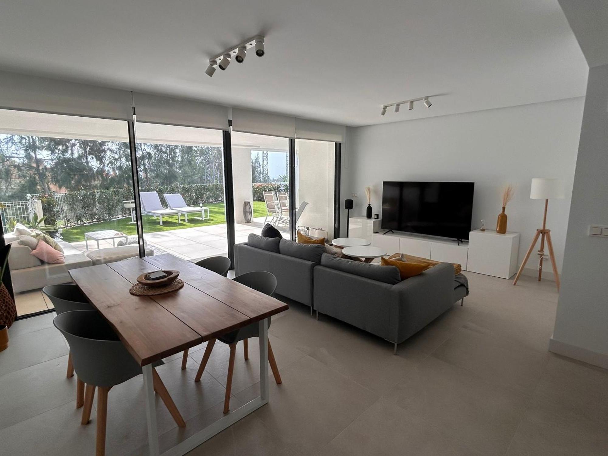 Apartment Modern Garden By Cabopino Golf Marbella